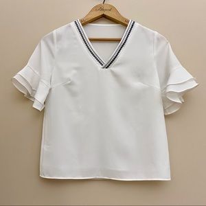 White Boxy Embroidered Ruffle Short Sleeve Blouse Women’s Small